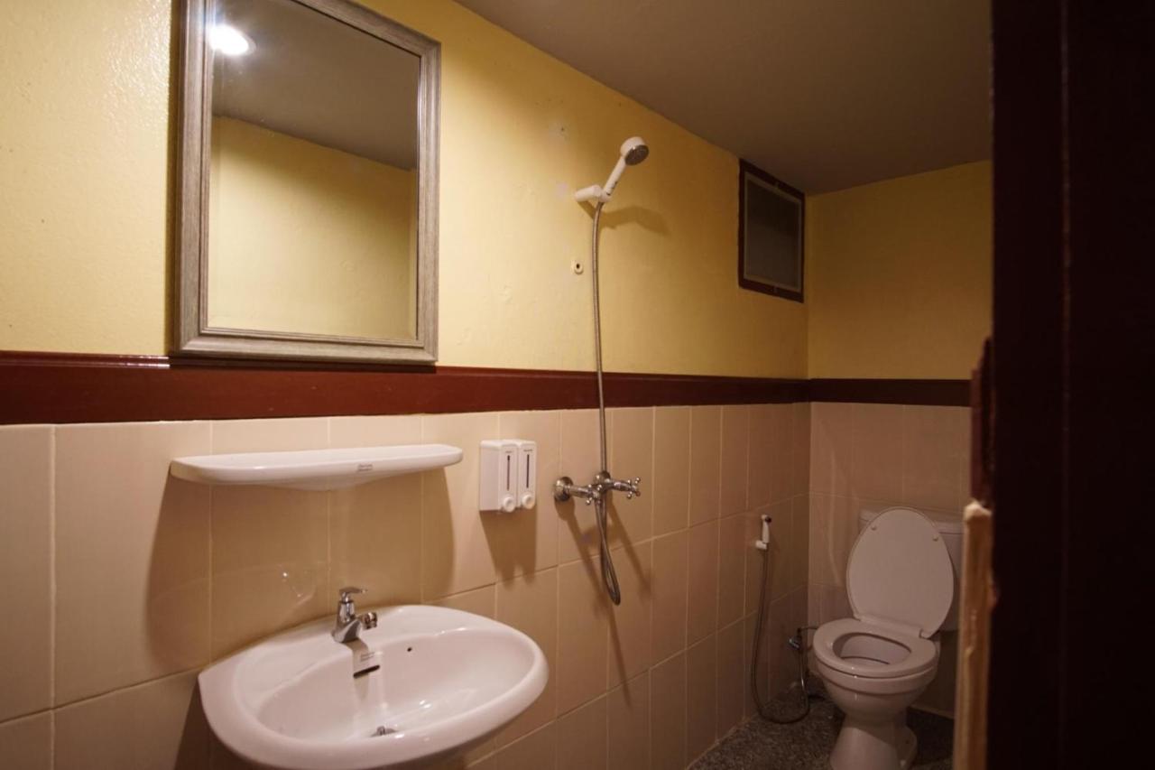 Gap'S House Hotel Csiangmaj Kültér fotó