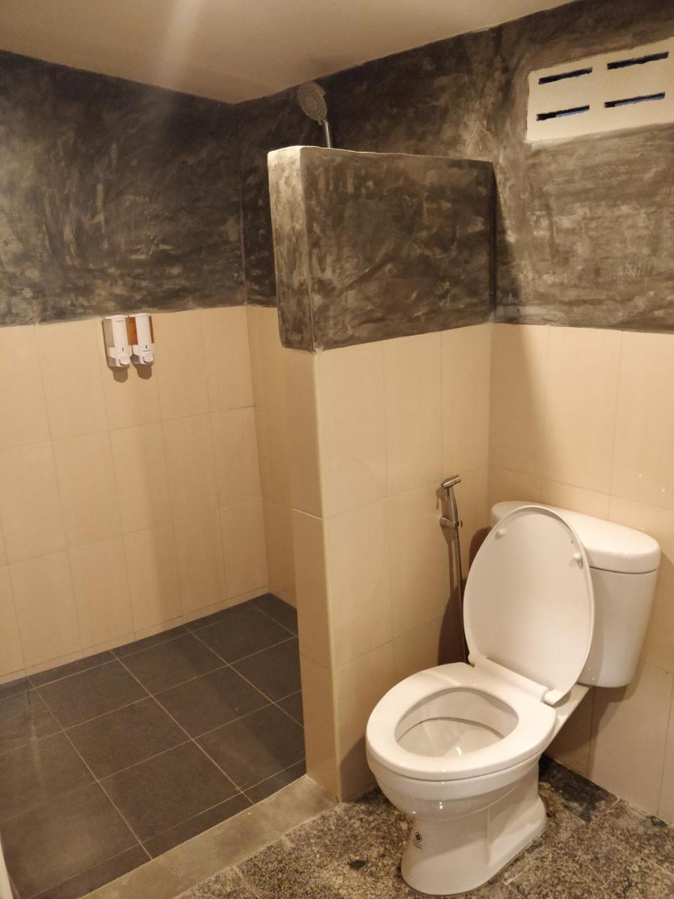 Gap'S House Hotel Csiangmaj Kültér fotó